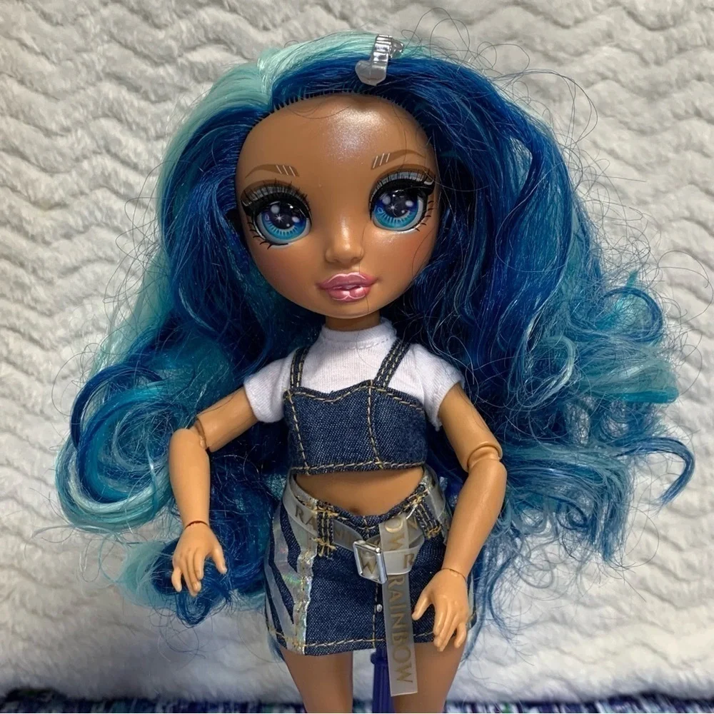 MGA Entertainment rainbow high